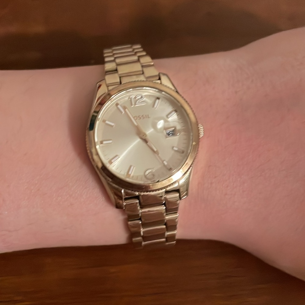 FOSSIL Gold Watch - Picture 3 of 9